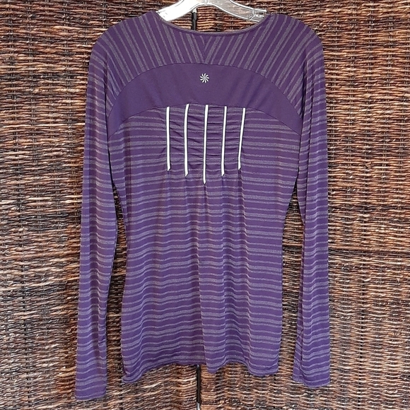 Athleta Shirt Women's Small Purple Long Sleeve Reflective Running Activewear Gym - Picture 1 of 9